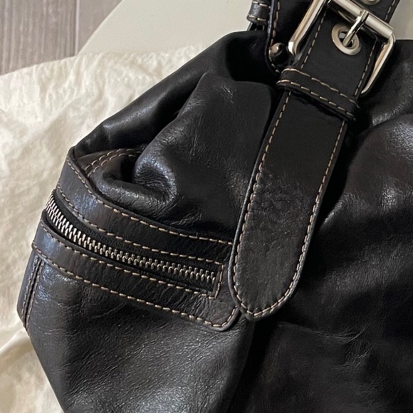 FRANCESCO BIASIA Black Leather Unconstructed Handbag w/Zippered Sides - Picture 4 of 8